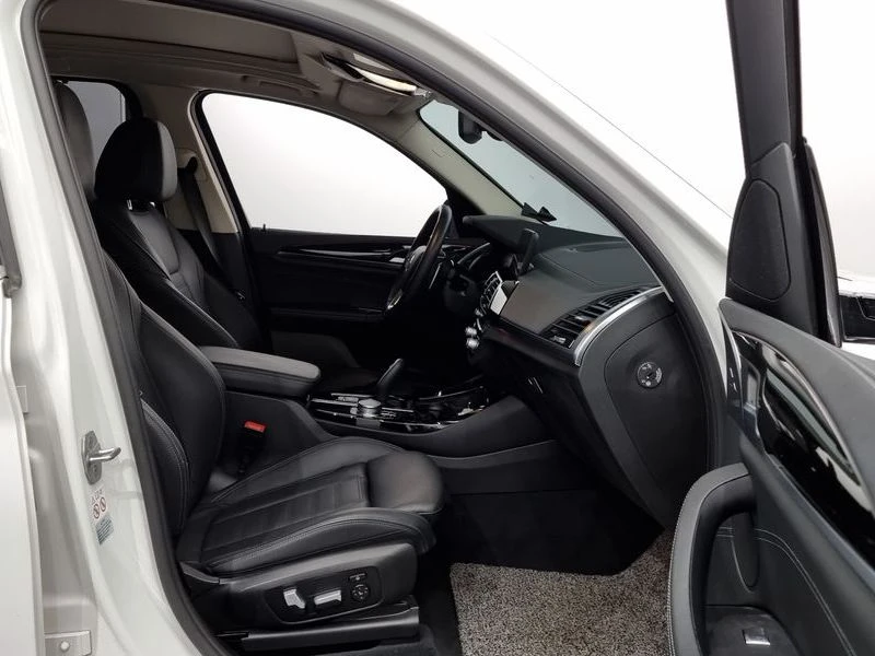 BMW X3 xDrive 20d| 190к.с.| ВКЛ.ТЕХНОТЕСТ, снимка 11 - Автомобили и джипове - 55184689