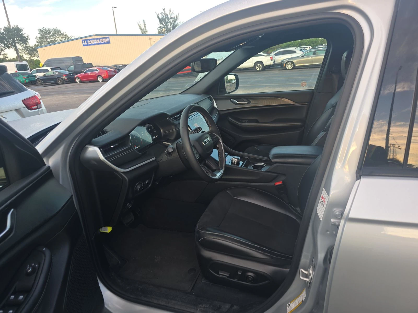 Jeep Grand cherokee Altitude - изображение 10