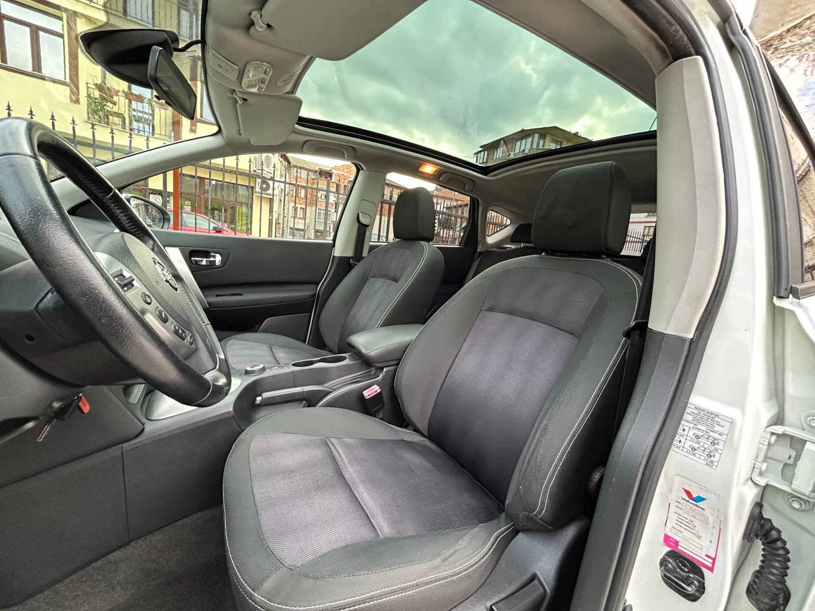 Nissan Qashqai N-TEC * FACELIFT * 4x4 * АВТОМАТИК * 360 CAMERA - изображение 8