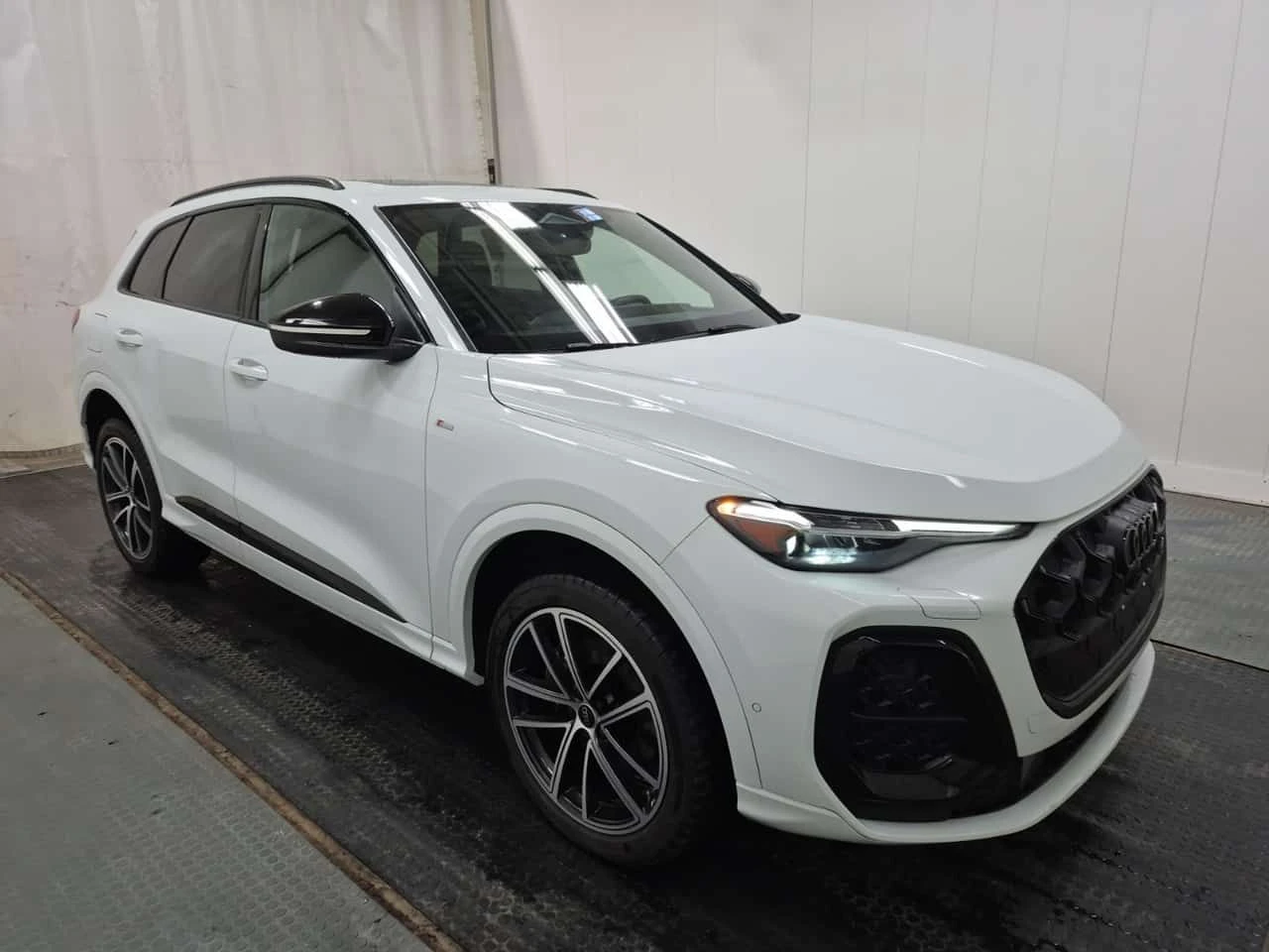 Audi Q5  | PROGRESSIV | S-LINE | PANO | 360 | , снимка 2 - Автомобили и джипове - 54042070