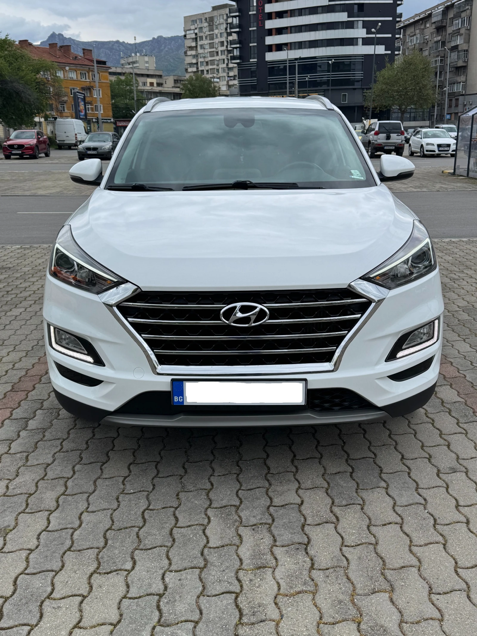 Hyundai Tucson 1.6CRDI/FACELIFT /4x4/AUTOMAT/ЕВРО 6/НОВИ ГУМИ