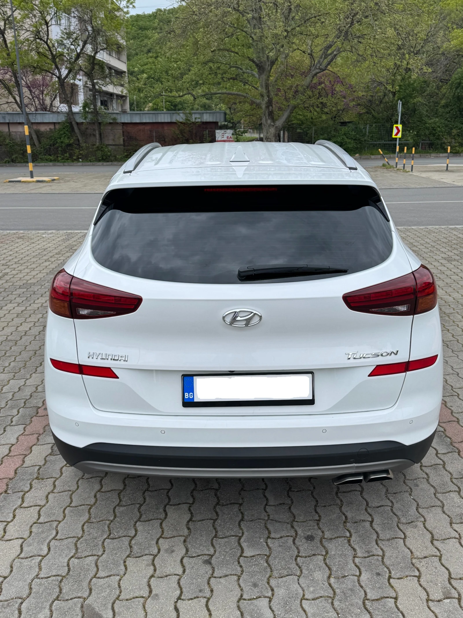 Hyundai Tucson 1.6CRDI/FACELIFT/4x4/AUTOMAT/ЕВРО 6/НОВИ ГУМИ , снимка 7 - Автомобили и джипове - 54221055