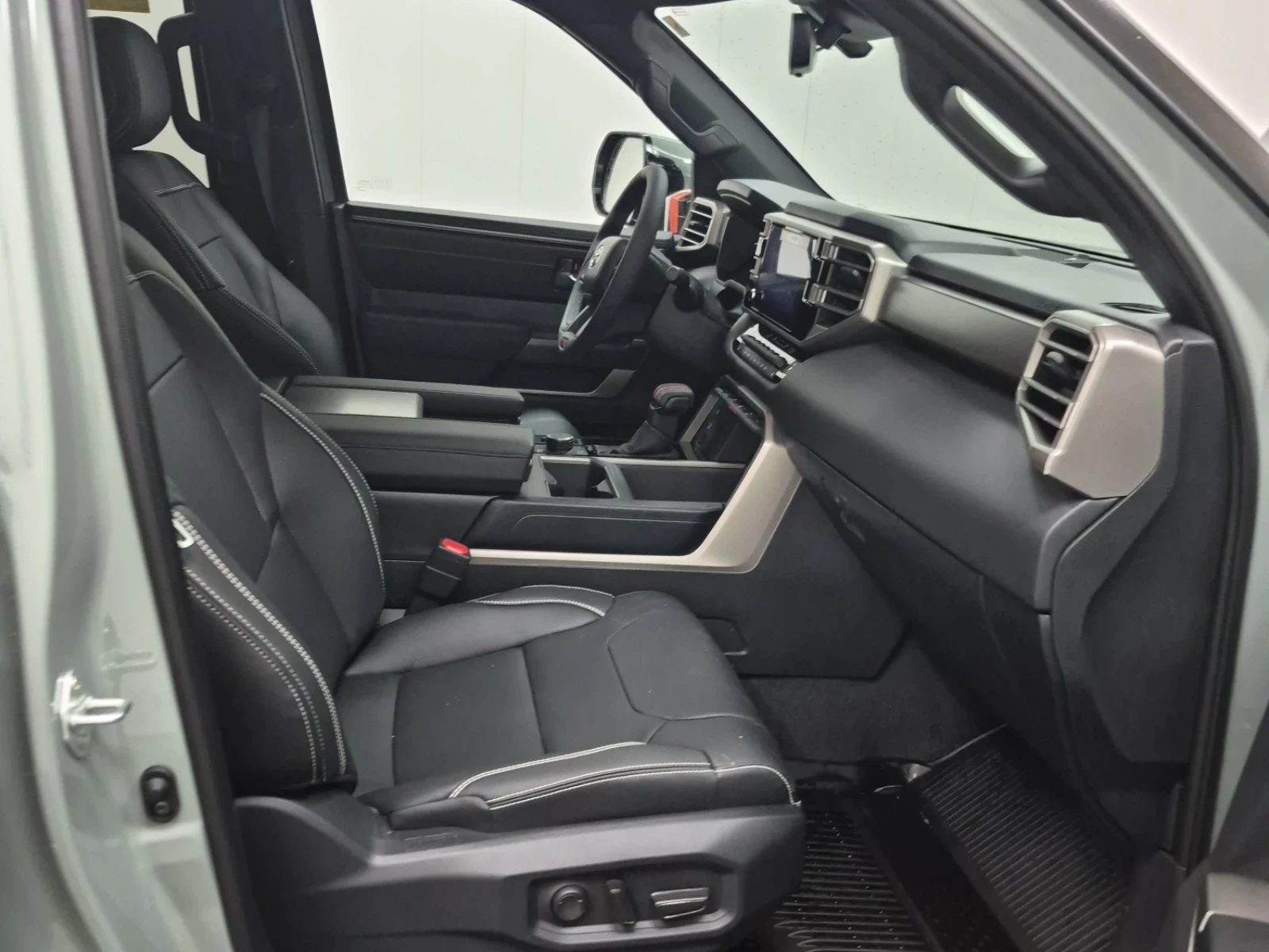 Toyota Sequoia TRD OFF ROAD * ���� * ���� �� �������� *  | Mobile.bg � ����������� 11
