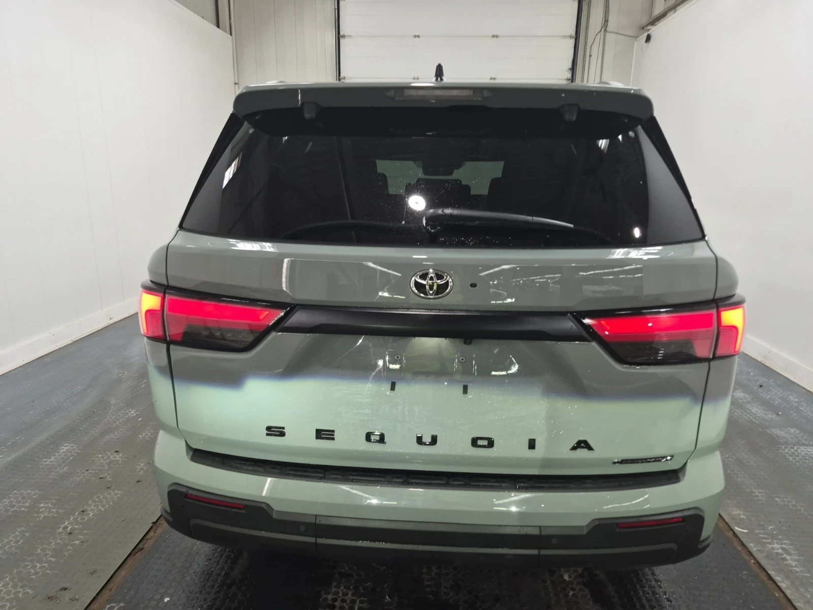 Toyota Sequoia TRD OFF ROAD * ���� * ���� �� �������� *  | Mobile.bg � ����������� 5