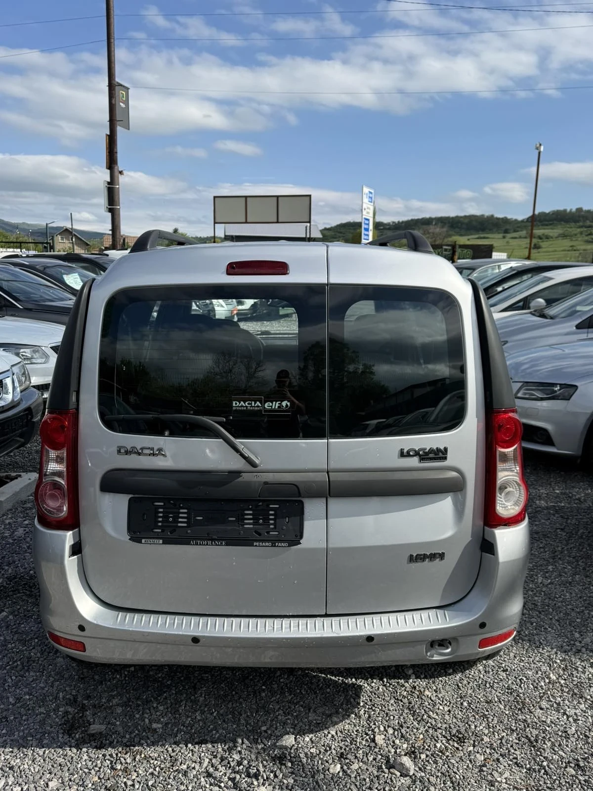 Dacia Logan, снимка 4 - Автомобили и джипове - 54554297