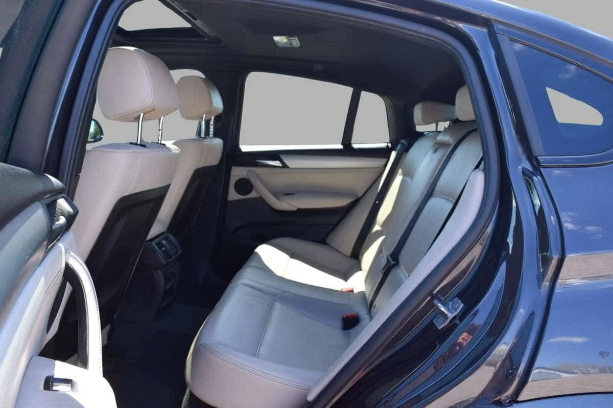 BMW X4 * xDrive28i M Sport Package Navi Sunroof * CARFAX , снимка 12 - Автомобили и джипове - 54934647
