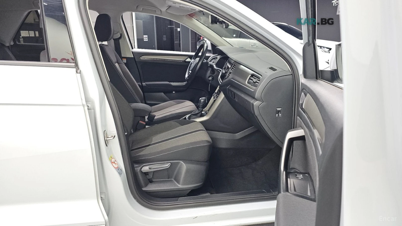 VW T-Roc 2.0 TDI Style, снимка 9 - Автомобили и джипове - 55265934