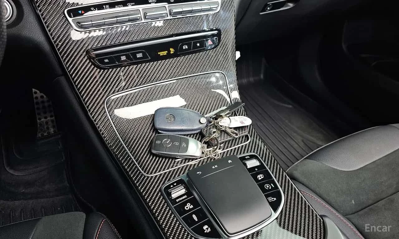 Mercedes-Benz GLC 43 AMG  4MATIC * ОПЦИЯ ЗА ФИНАНСИРАНЕ, снимка 17 - Автомобили и джипове - 55569604