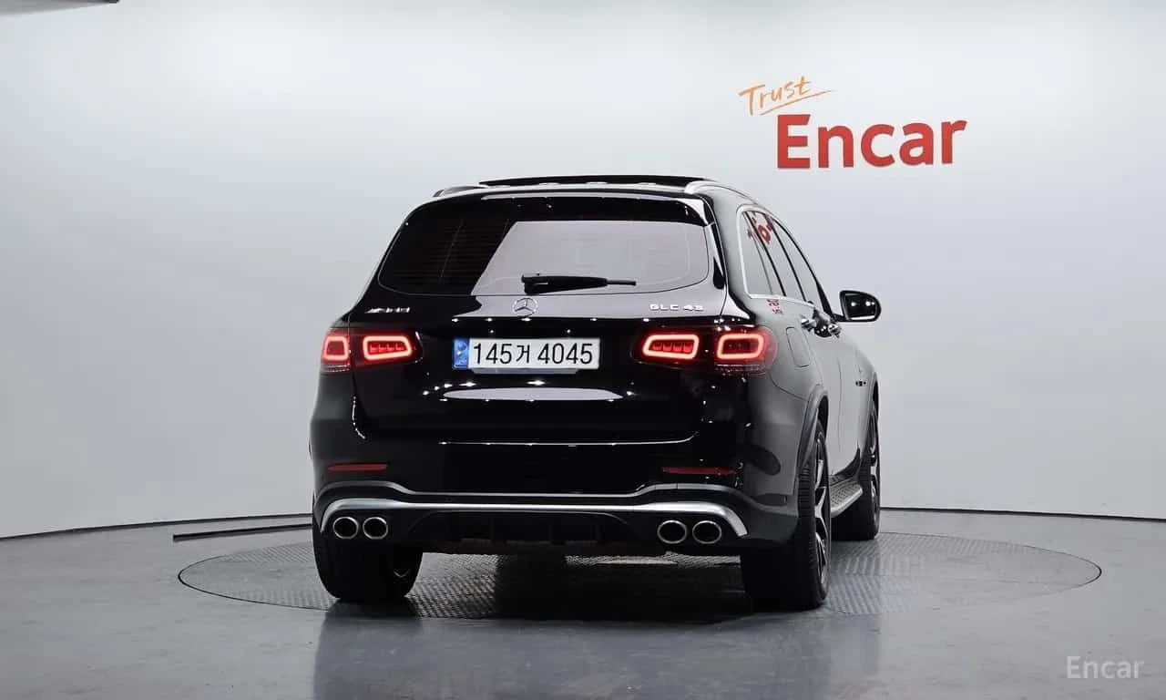 Mercedes-Benz GLC 43 AMG  4MATIC * ОПЦИЯ ЗА ФИНАНСИРАНЕ, снимка 4 - Автомобили и джипове - 55569604