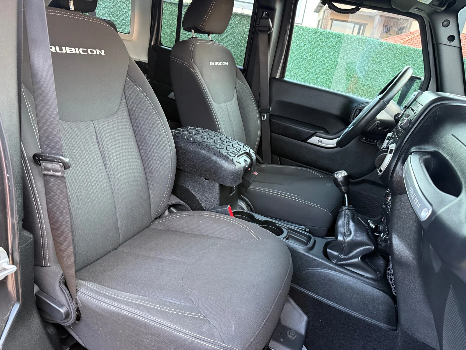 Jeep Wrangler 3.6/285к.с/РЪЧНИ СКОРОСТИ* RUBICON* 63000Km, снимка 15 - Автомобили и джипове - 55753965
