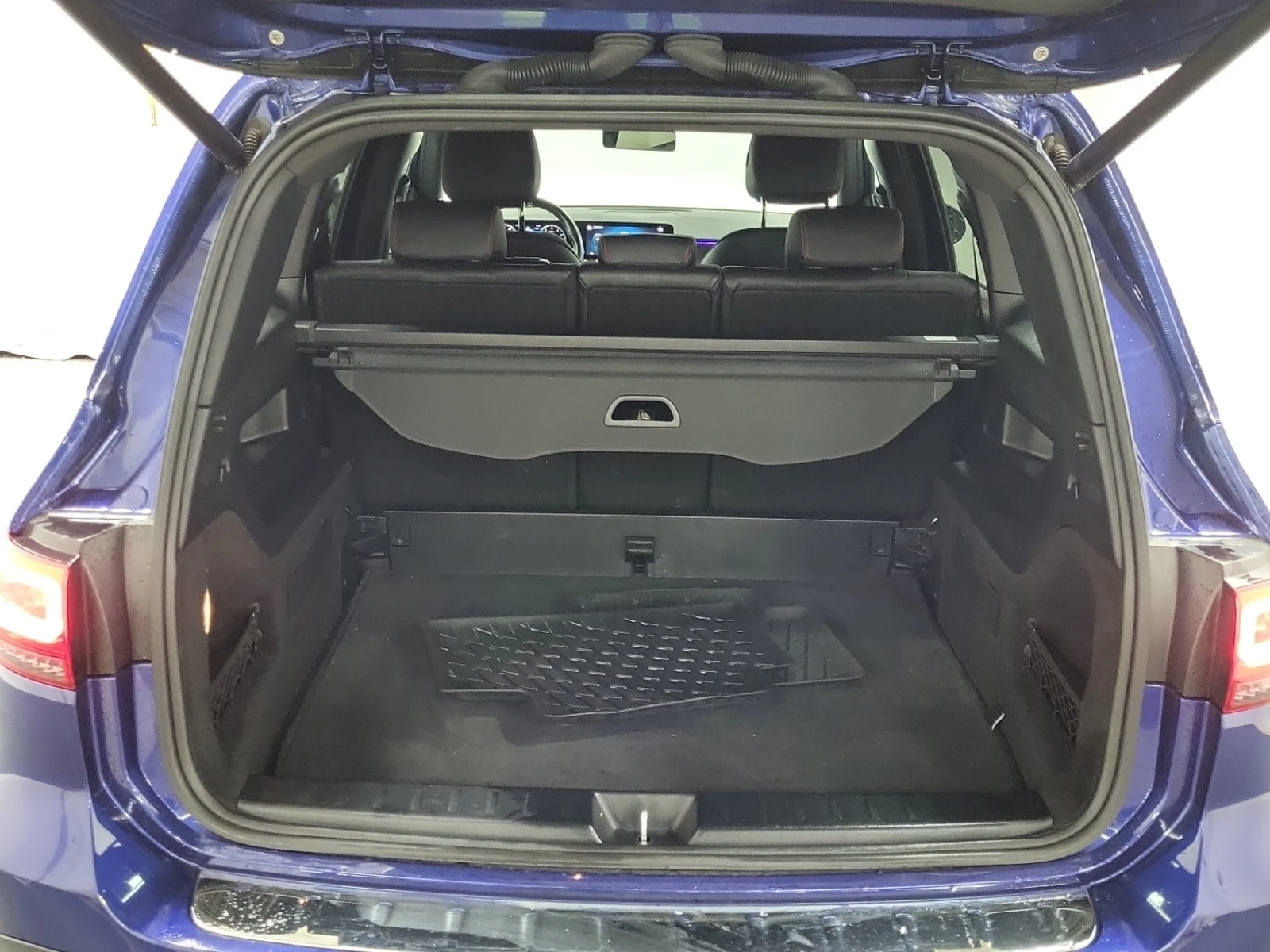 Mercedes-Benz GLB * 250 * CARFAX * , снимка 13 - Автомобили и джипове - 56132764