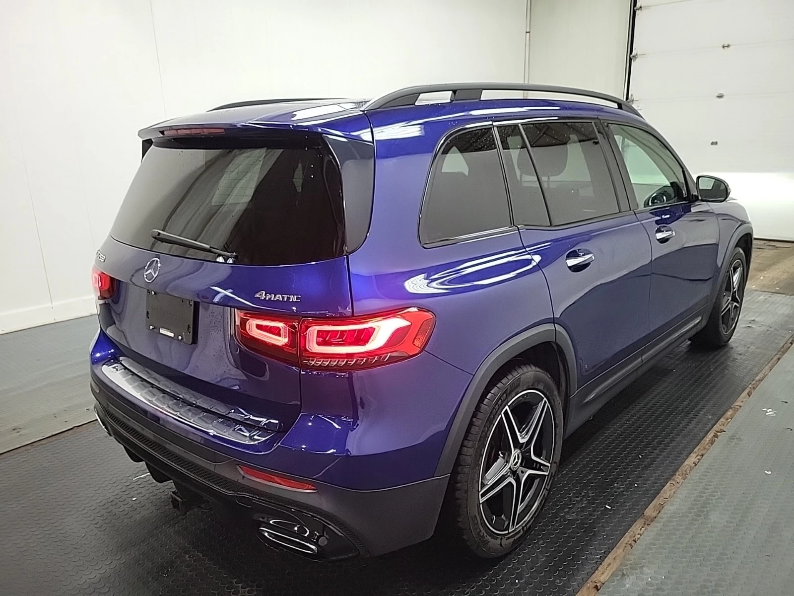 Mercedes-Benz GLB * 250 * CARFAX * , снимка 3 - Автомобили и джипове - 56132764