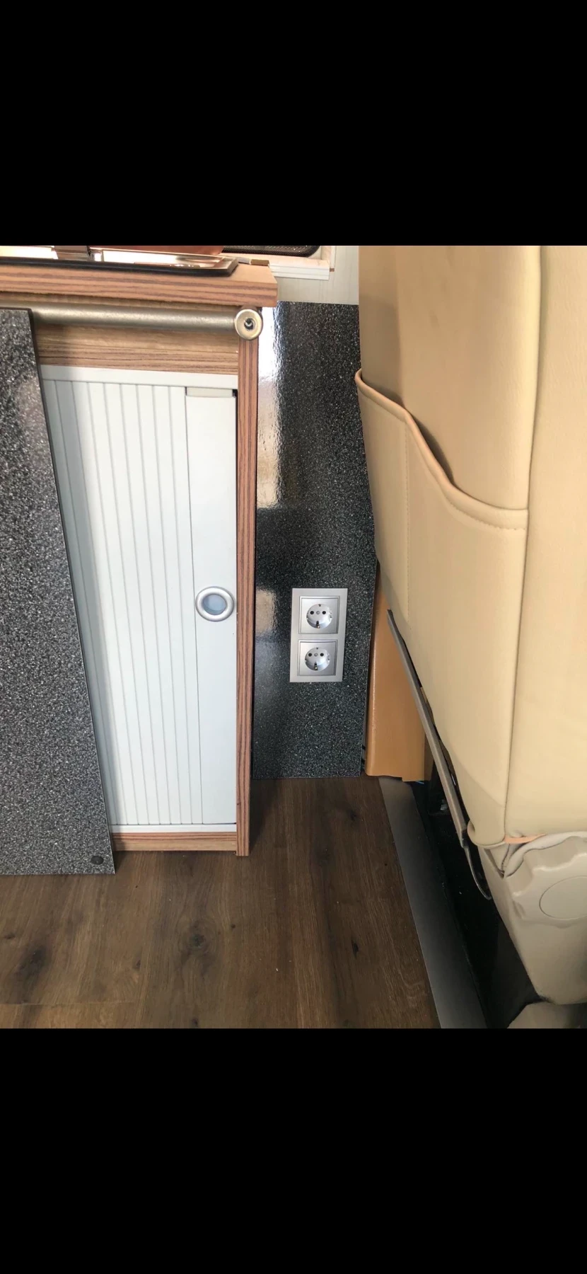 VW T5 Кемпер, снимка 9 - Бусове и автобуси - 55144934