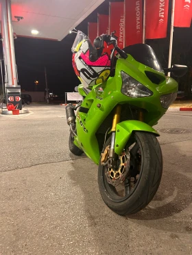 Обява за продажба на Kawasaki Zxr Kawasaki zx636r 2004 ~6 500 лв. - изображение 1