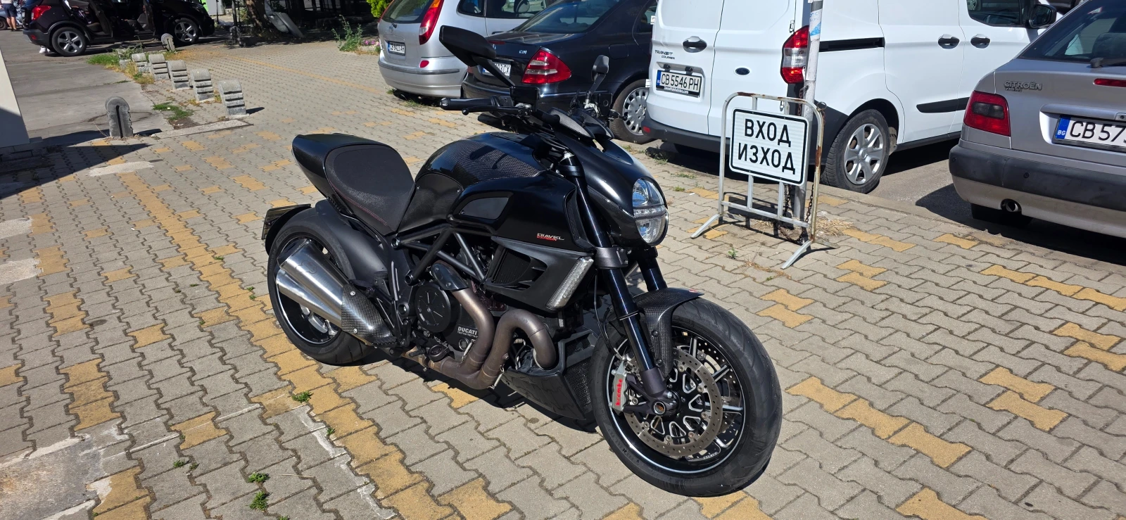 Ducati Diavel Carbon 