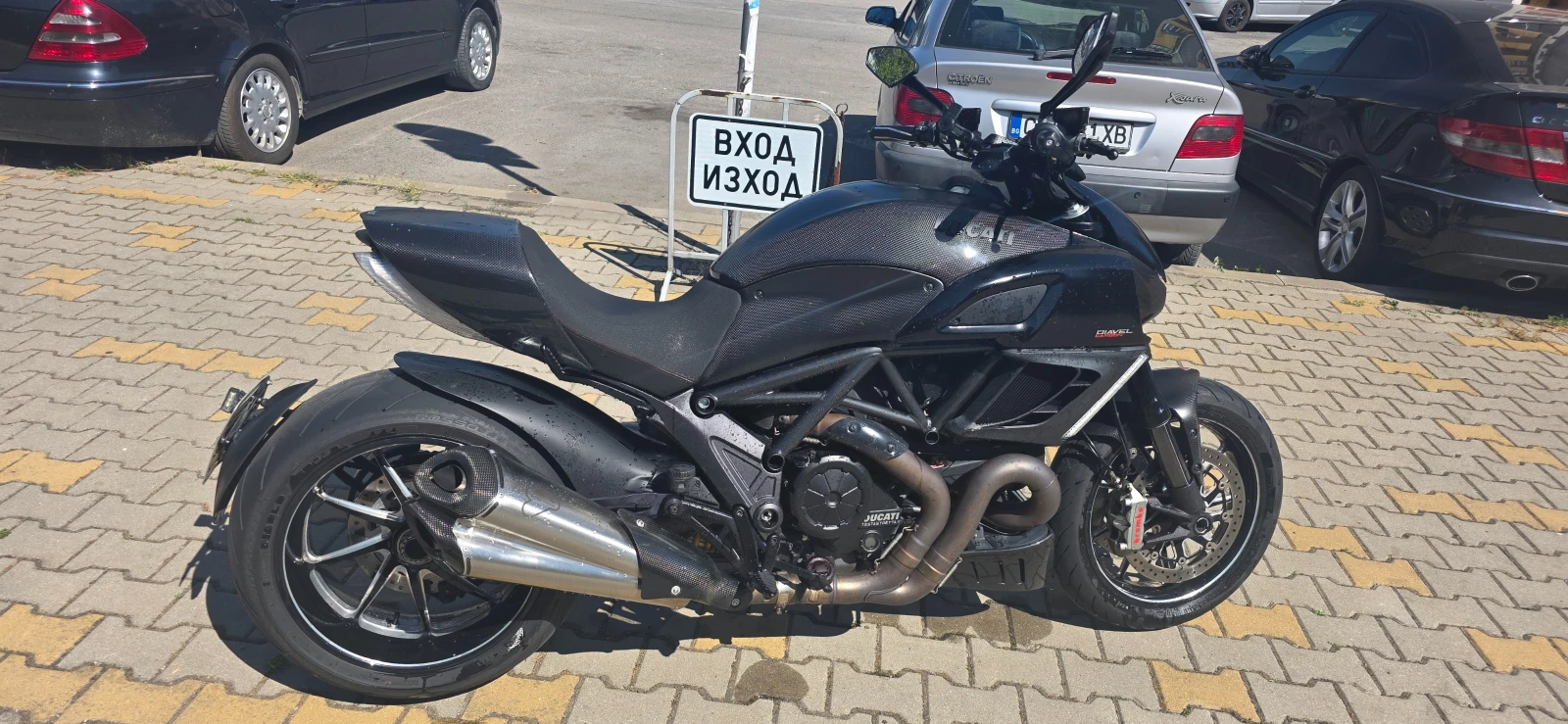 Ducati Diavel Carbon , снимка 9 - Мотоциклети и мототехника - 55079402