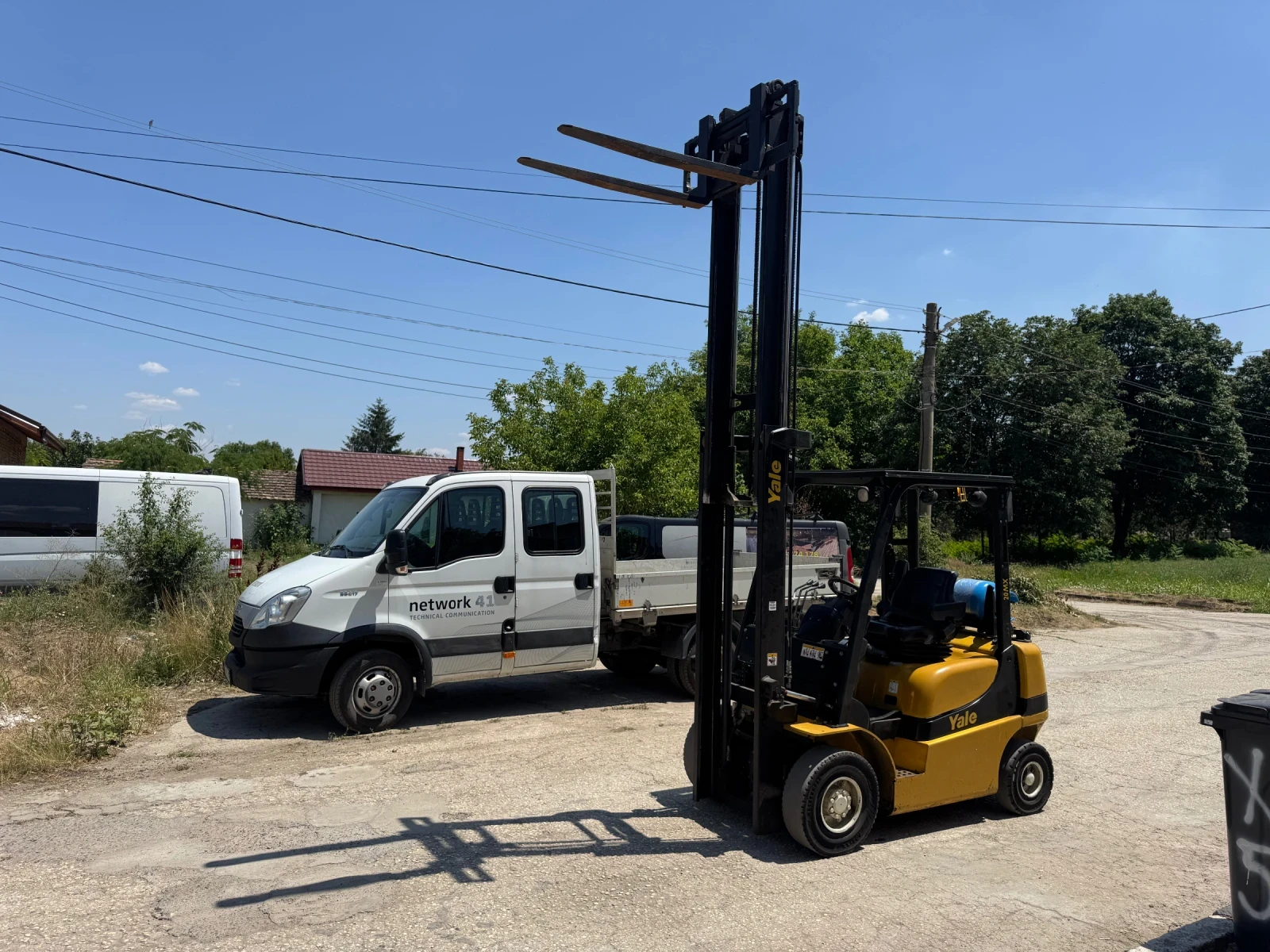  Yale | Mobile.bg   5