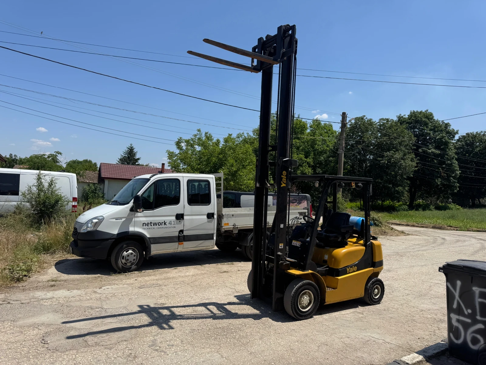  Yale | Mobile.bg   4