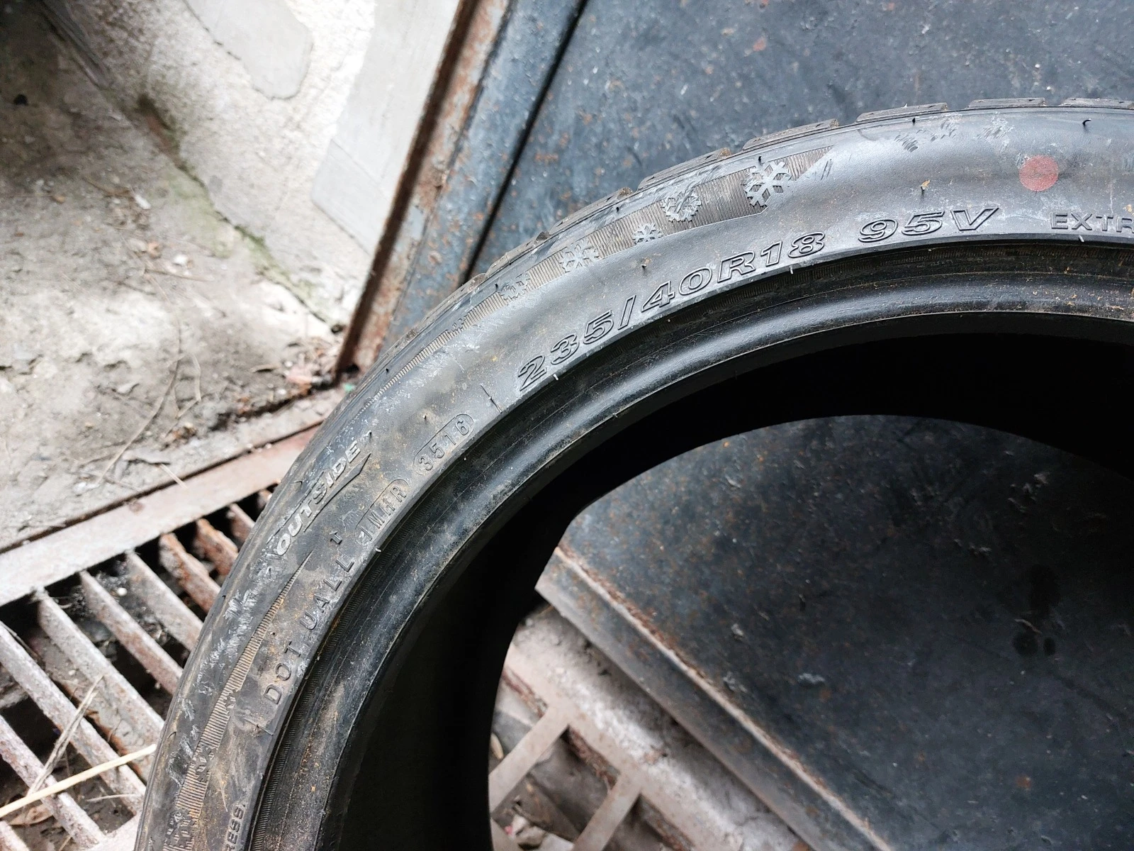 ���� 235/40R18 | Mobile.bg � ����������� 5