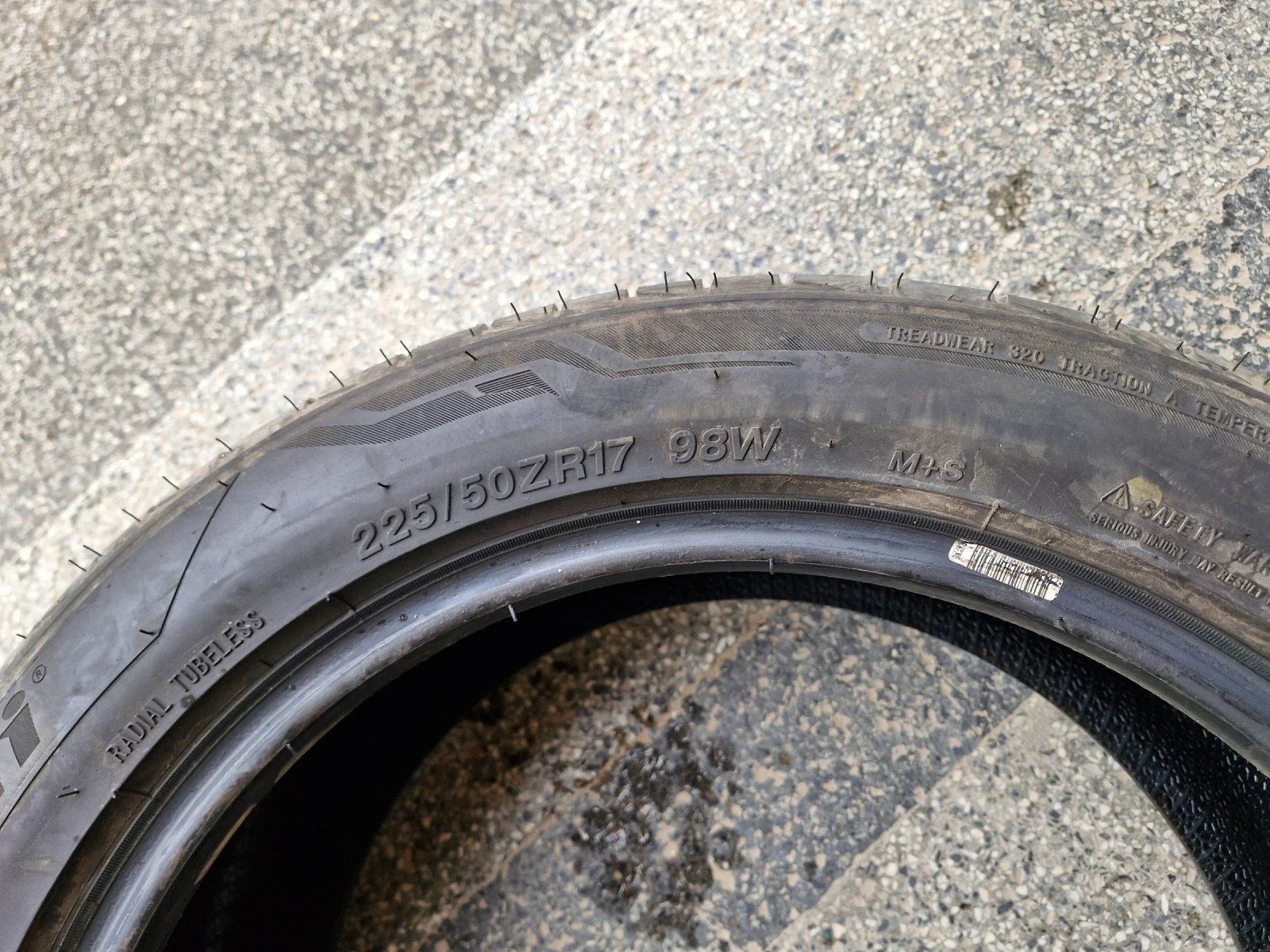 Гуми Летни 225/50R17, снимка 3 - Гуми и джанти - 53990055