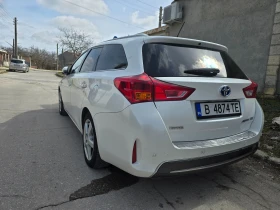 Toyota Auris, снимка 3