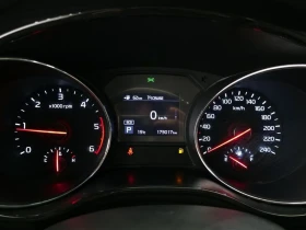 Kia Carnival 2.2 Automatic, снимка 9