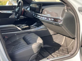 BMW 760 M760e xDrive, снимка 12