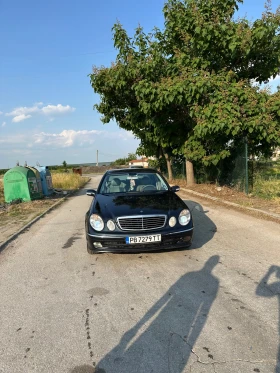 Mercedes-Benz E 240