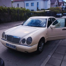 Обява за продажба на Mercedes-Benz E 200 CDI Elegance ~1 100 лв. - изображение 4