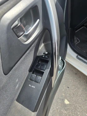 Toyota Auris | Mobile.bg � ����� ������ 13