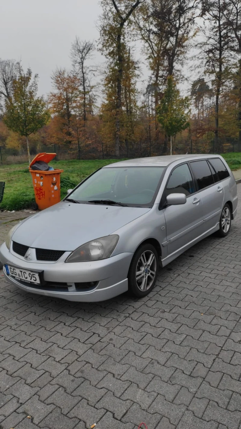 Mitsubishi Lancer Газов инжекцион , снимка 1 - Автомобили и джипове - 46890350