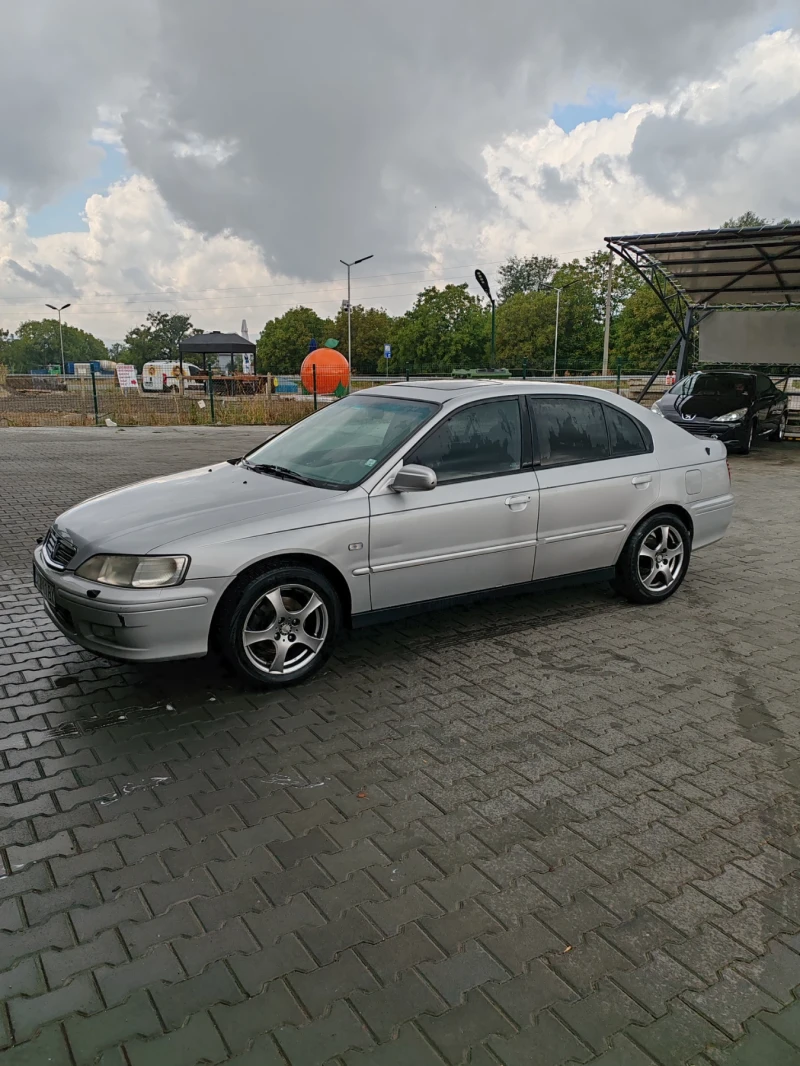 Honda Accord, снимка 2 - Автомобили и джипове - 47236639