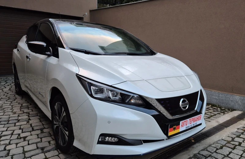 Nissan Leaf  64kw Tekna 360 FULL LED , снимка 3 - Автомобили и джипове - 48294021