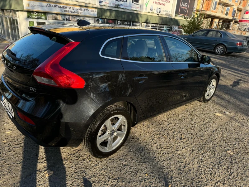 Volvo V40, снимка 5 - Автомобили и джипове - 49351453