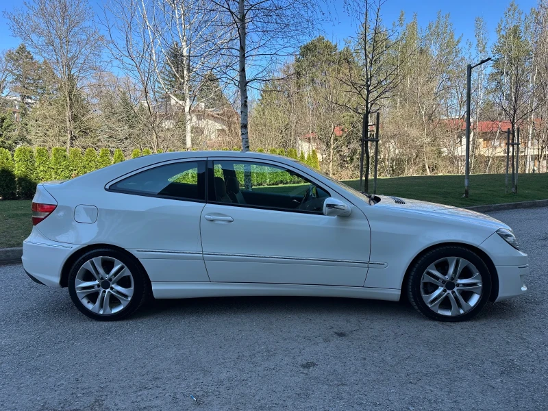 Mercedes-Benz CLC 180 KOMPRESSOR / ПОДГРЕВ / РЕГИСТРИРАН / АВТОМАТИК, снимка 8 - Автомобили и джипове - 49582588