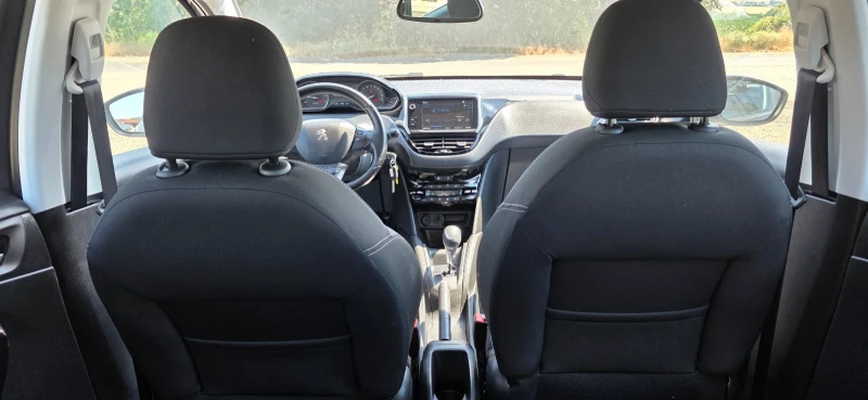 Peugeot 208 1.2 i -Allure-Turbo-Automat-110hp, снимка 6 - Автомобили и джипове - 50938085