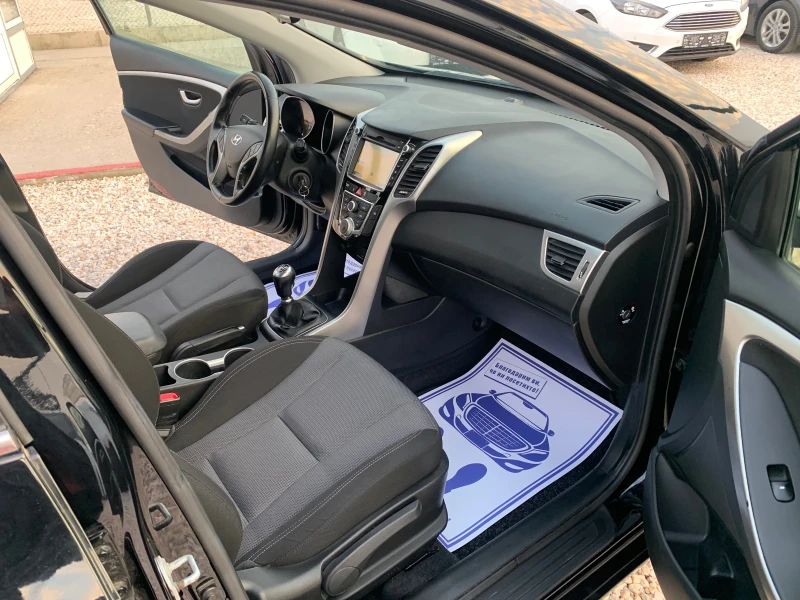 Hyundai I30 1.6 GRDI 110кс Нави , снимка 11 - Автомобили и джипове - 52867313