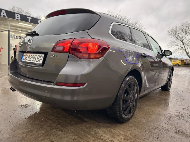 Opel Astra 2.0CDTI 160кс, снимка 4 - Автомобили и джипове - 53248571