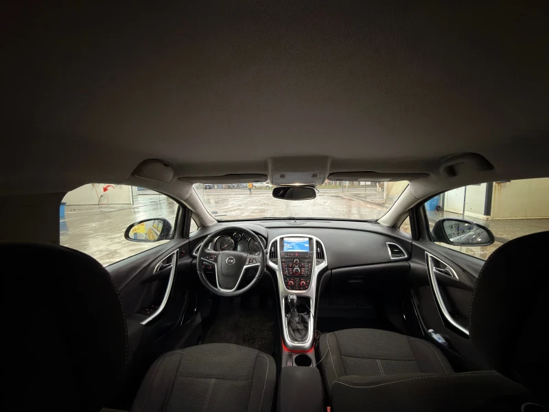 Opel Astra 2.0CDTI 160кс, снимка 5 - Автомобили и джипове - 53248571