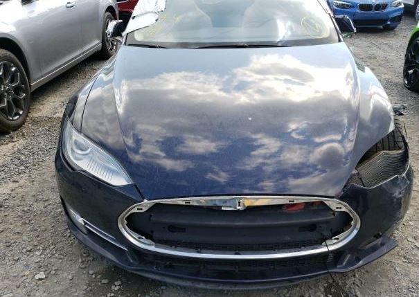 Tesla Model S, снимка 7 - Автомобили и джипове - 31183785