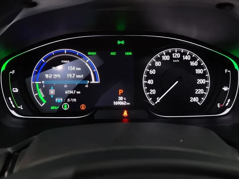 Honda Accord 10Th Generation 2.0 Hybrid Touring | Mobile.bg � ����������� 15
