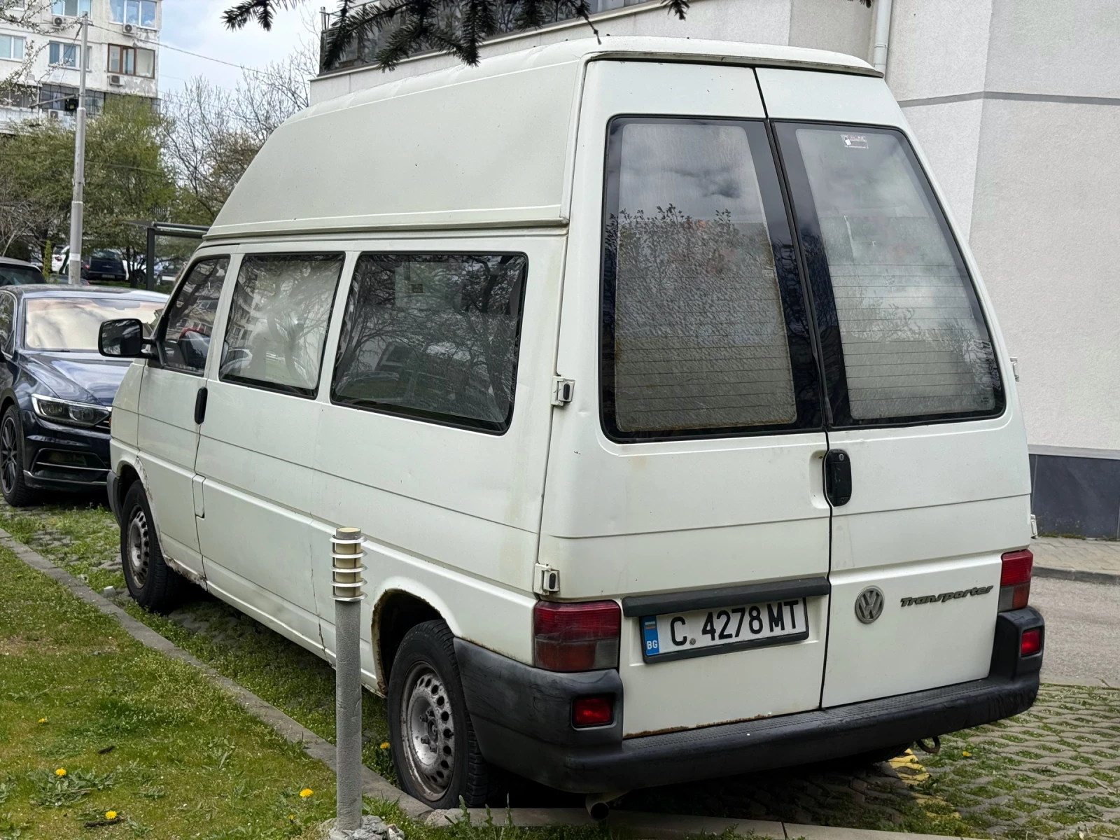 VW Multivan 1.9 TDI , снимка 6 - Автомобили и джипове - 41866483