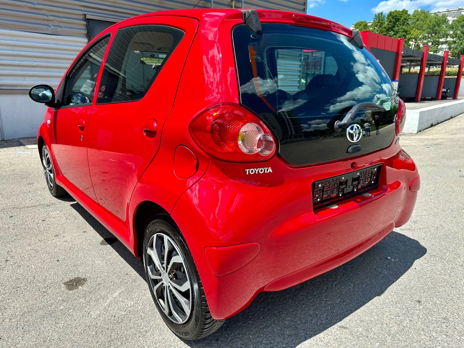 Toyota Aygo 1.0 VVT-i - изображение 6