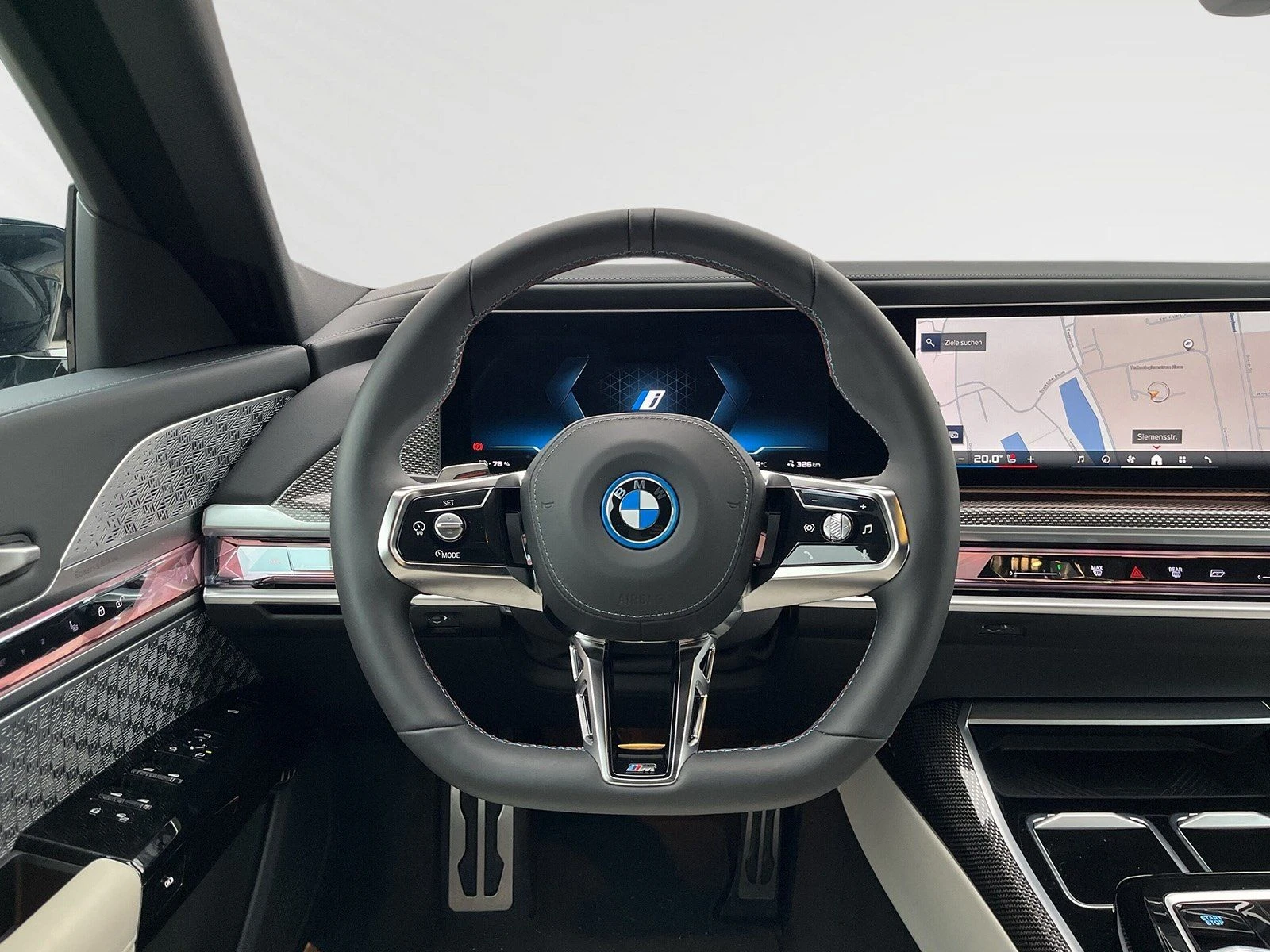 BMW i7 M70/xDrive/THEATRE SCREEN/B&W/SKY LOUNGE/CARBON/ - изображение 6