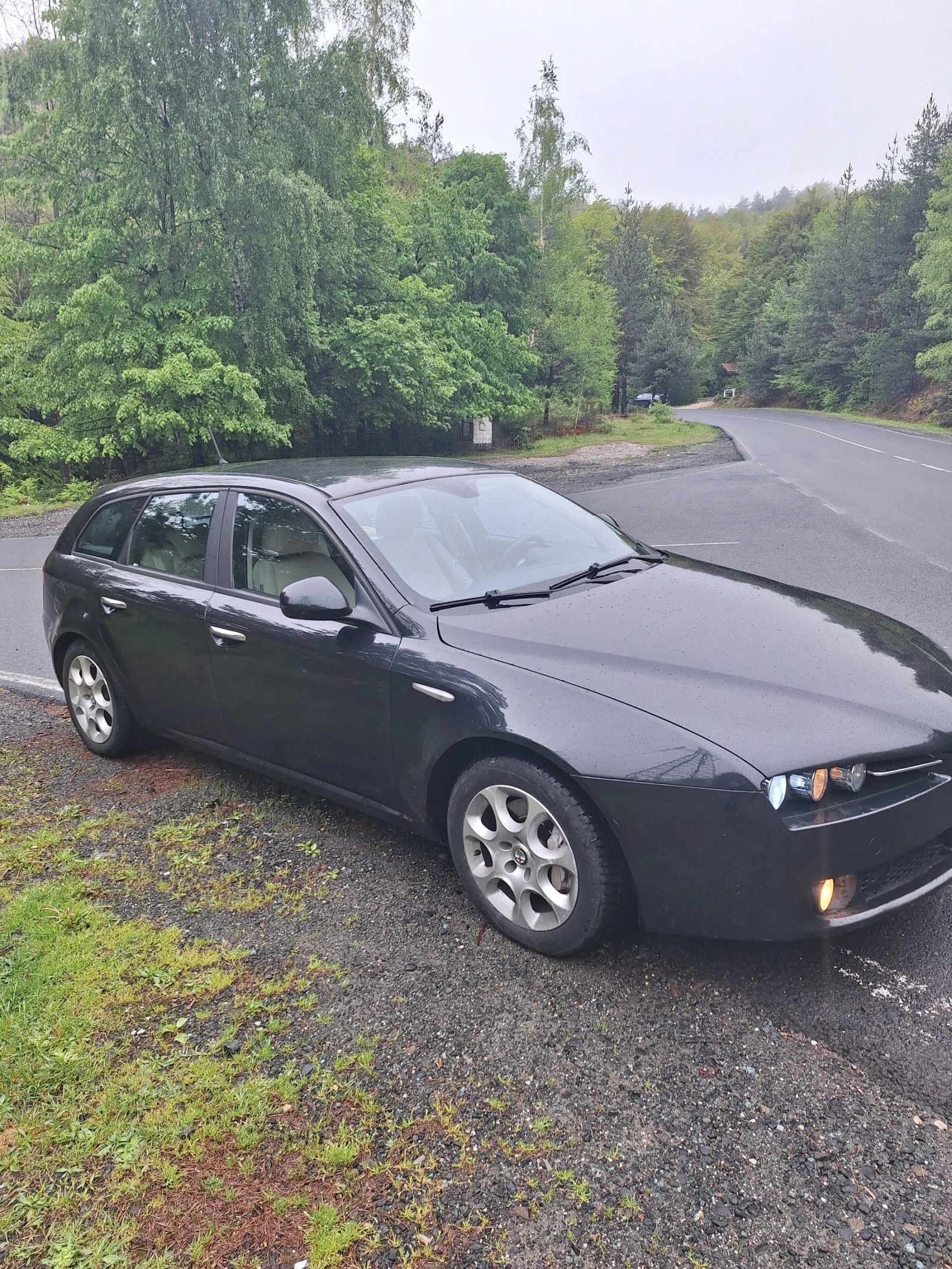 Alfa Romeo 159 sportwagon 1.9 - изображение 4