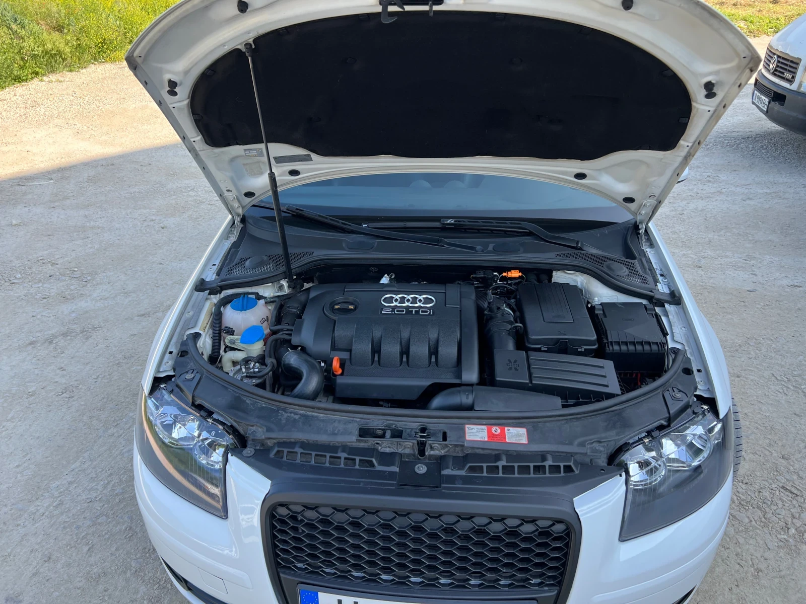 Audi A3 2.0tdi BMM S line - изображение 9