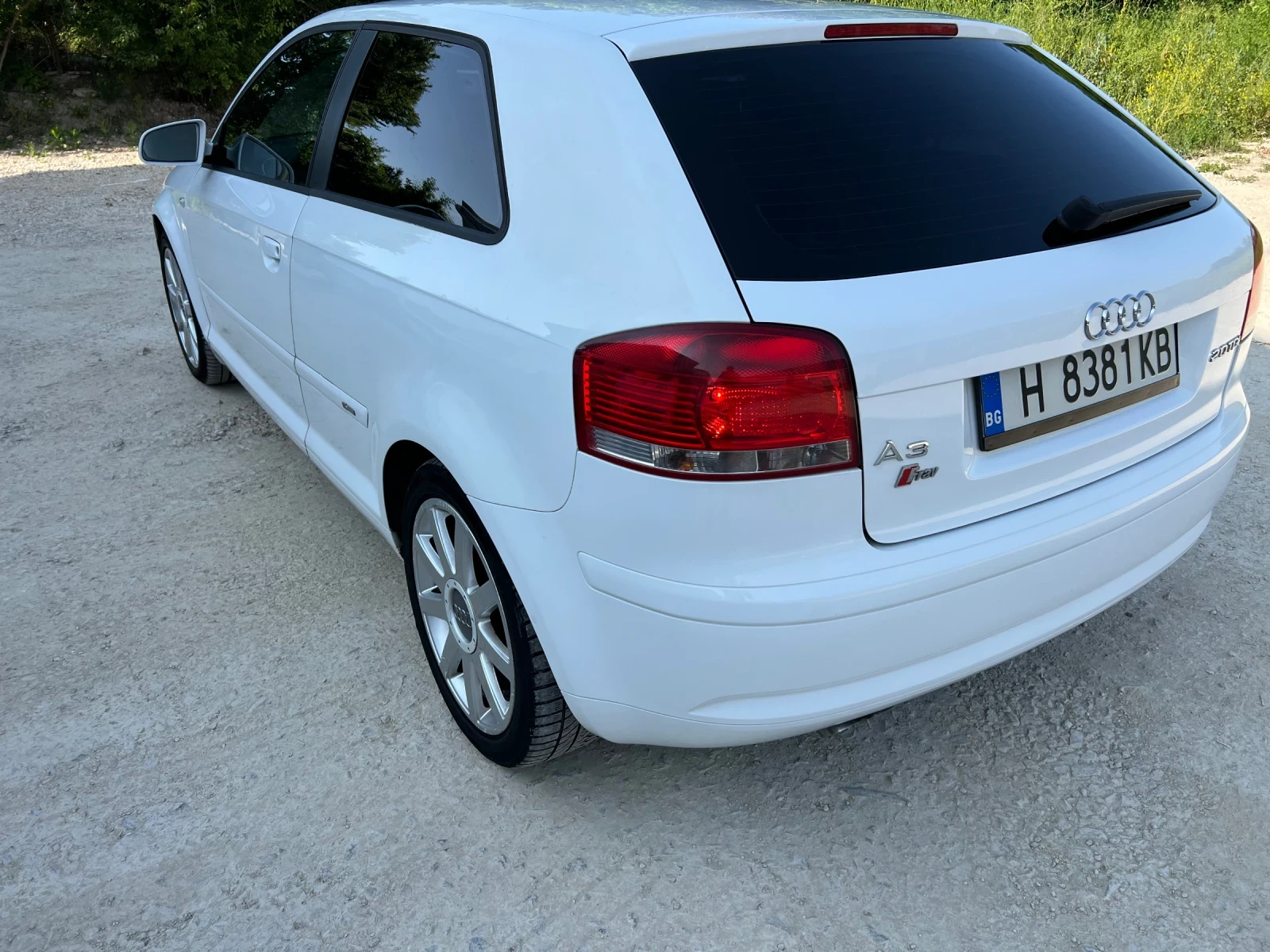 Audi A3 2.0tdi BMM S line - изображение 8