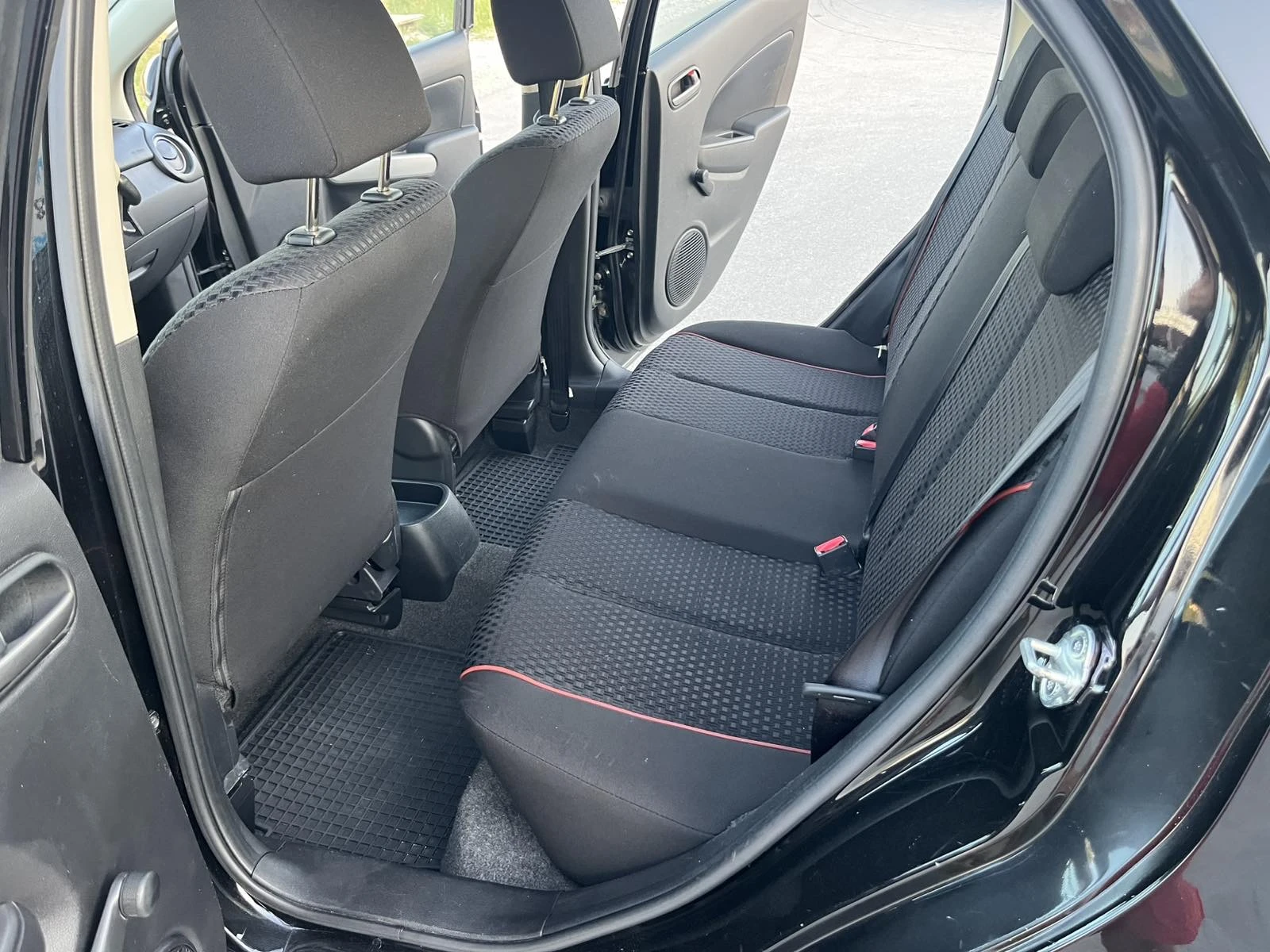Mazda 2 1.4I 86кс 131 000км  EURO 5А КЛИМАТИК  - изображение 9