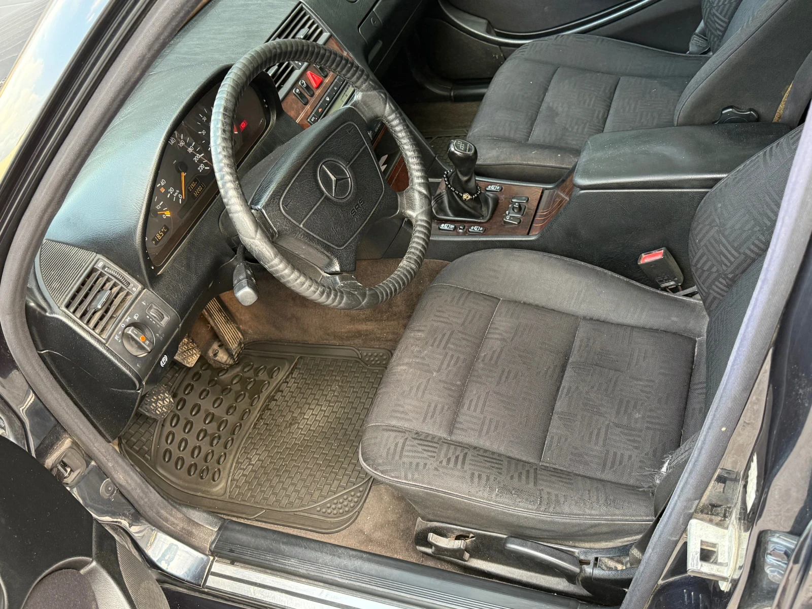 Mercedes-Benz C 250  - изображение 8