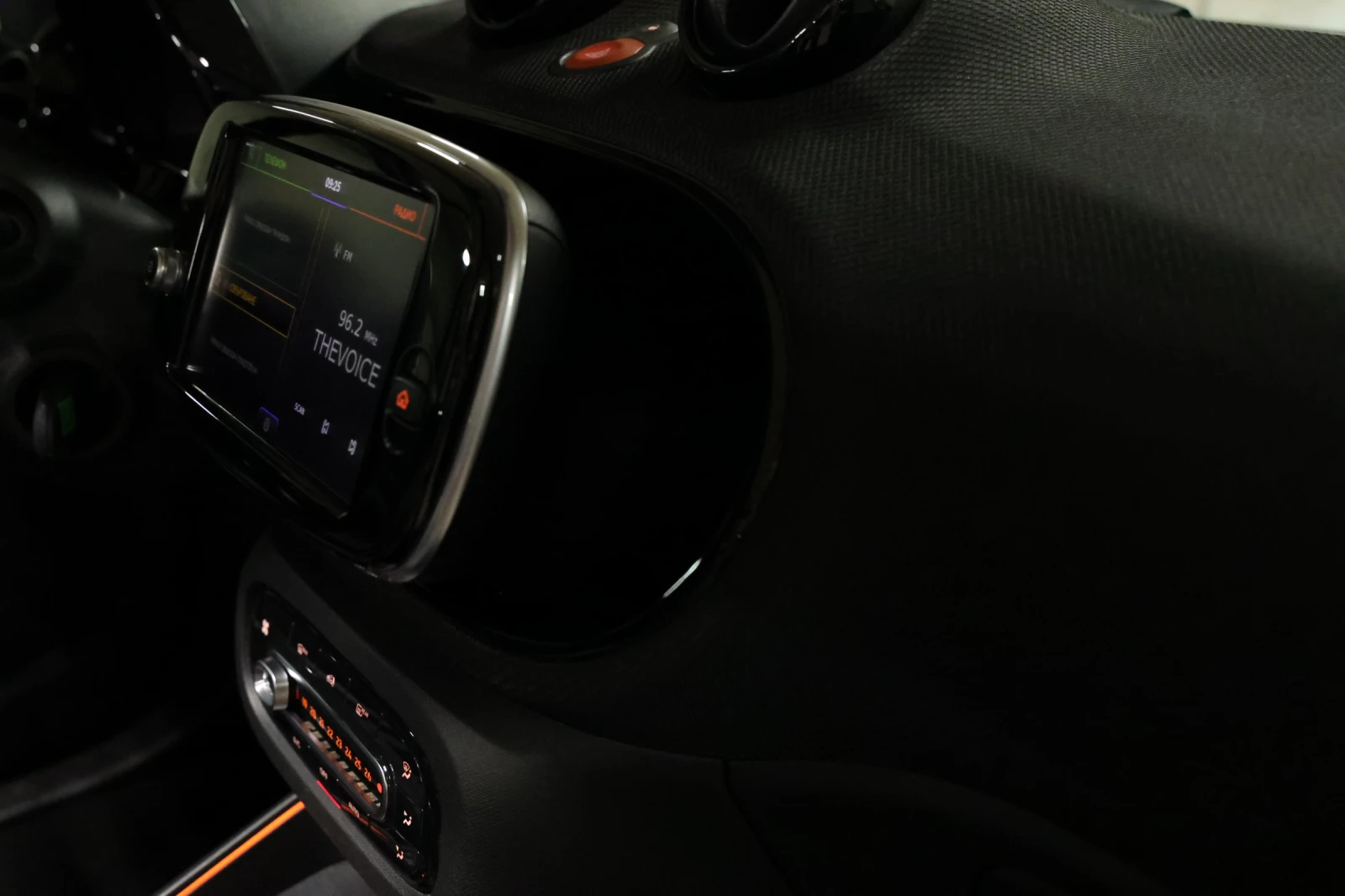 Smart Fortwo cabrio EQ Brabus Full LED | Mobile.bg   17